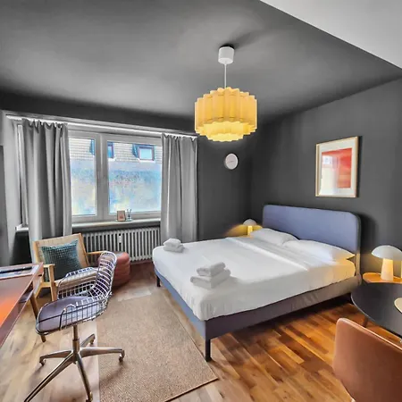Medienhafen Designer Apartment